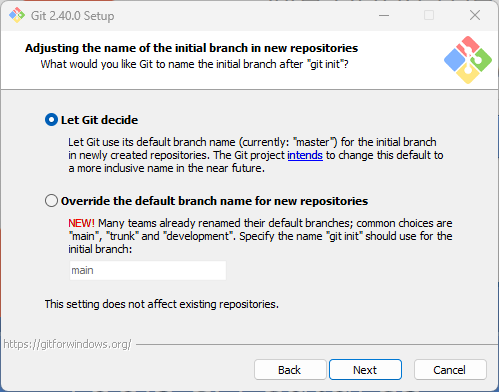 Installateur de Git pour Windows, étape « Adjusting the name of the initial branch » : deux choix, « Let Git decide » (sélectionné, le nom par défaut étant actuellement master) ou « Override the default branch name for new repositories », avec un champ prérempli par « main ».