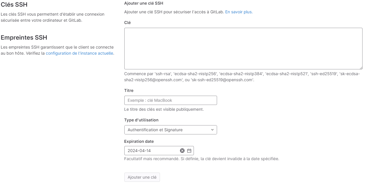 Page « Clés SSH » des paramètres de GitLab : un grand champ « Clé » où coller la clé publique, un champ « Titre », un type d'utilisation (« Authentification et Signature »), une date d'expiration facultative et le bouton « Ajouter une clé ».